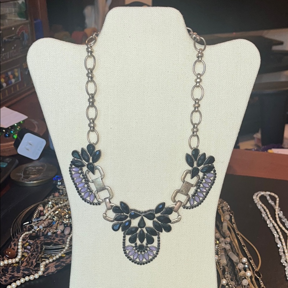 Elegant Black and Purple heavy duty Deco Statement Necklace